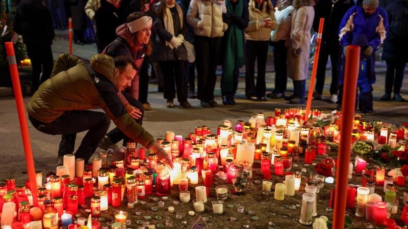 Bengalas sobre un champán, la posible causa del incendio del bar en Suiza