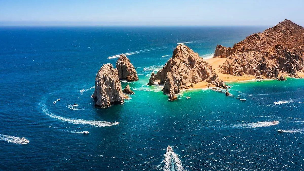 Aumenta Baja California Sur cobro a turistas extranjeros del programa Embrace it a 488 pesos