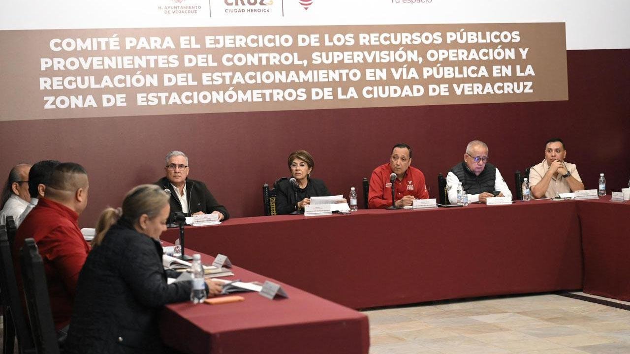 Aplicará Ayuntamiento de Veracruz fondos de parquímetros en mantenimiento urbano del Centro Histórico