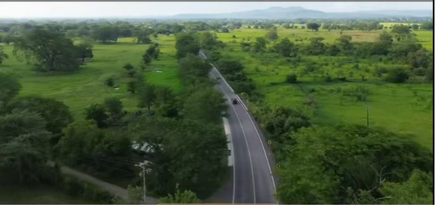 Anuncia Roberto San Román obras de rehabilitación carretera en Tantoyuca